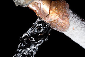 Use These Tips for Dealing with a Pipe Burst